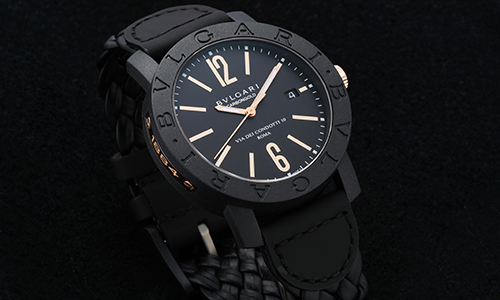黒色　腕時計
